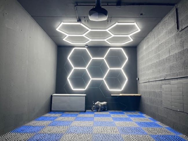 LUZ HEXAGONAL P/ BARBEARIA – Luz Colmeia